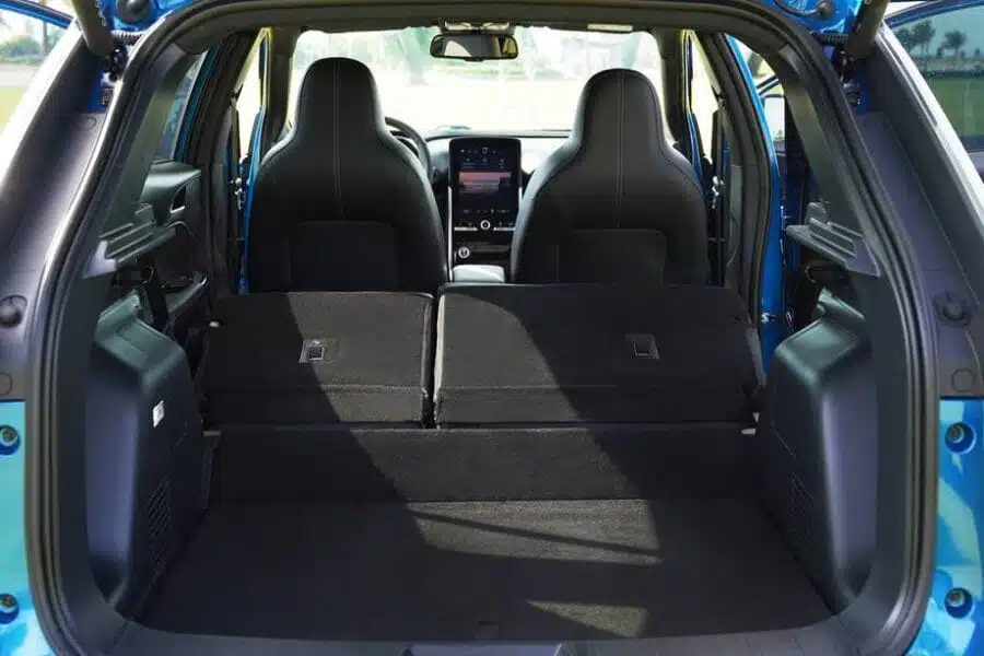 VinFast VF E34 36